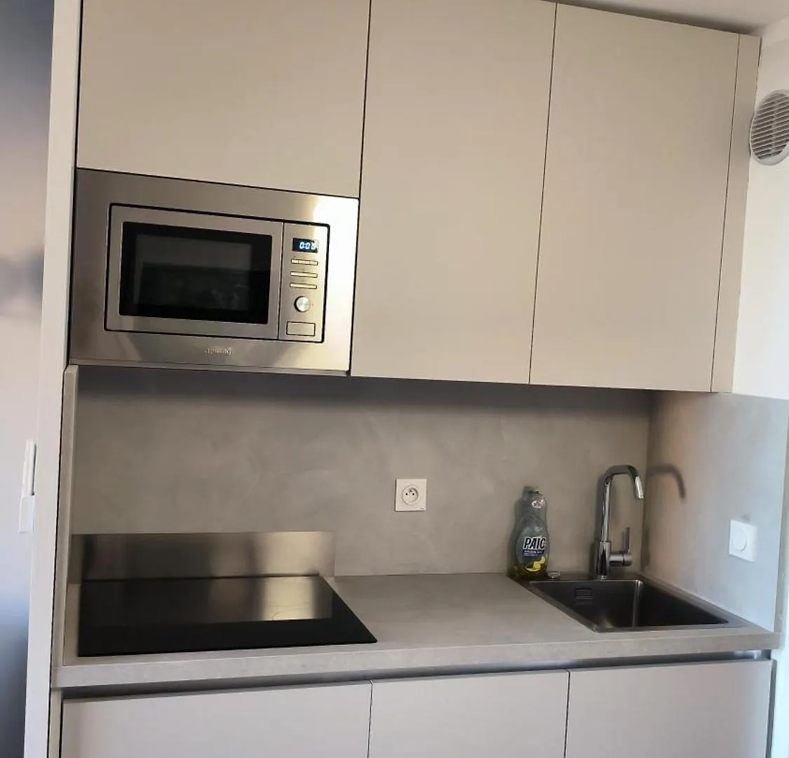 קאן Residence Pierre Et Vacance 631 0*,  צרפת
